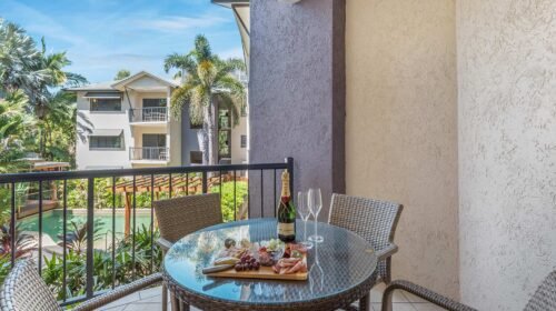 Bay-Villas-Resort_068_TWO-Bed-Balcony